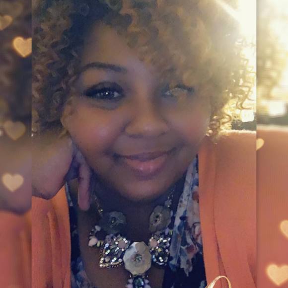 Meet your Posher, Erica - Picture 1 of 1